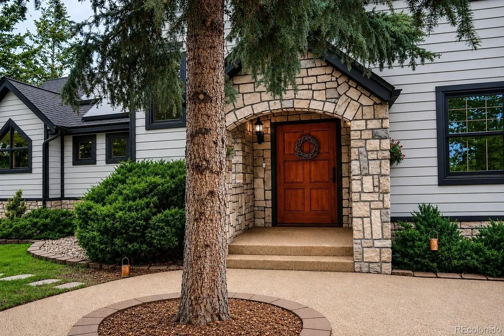 23421 Morning Rose Drive Golden CO 80401