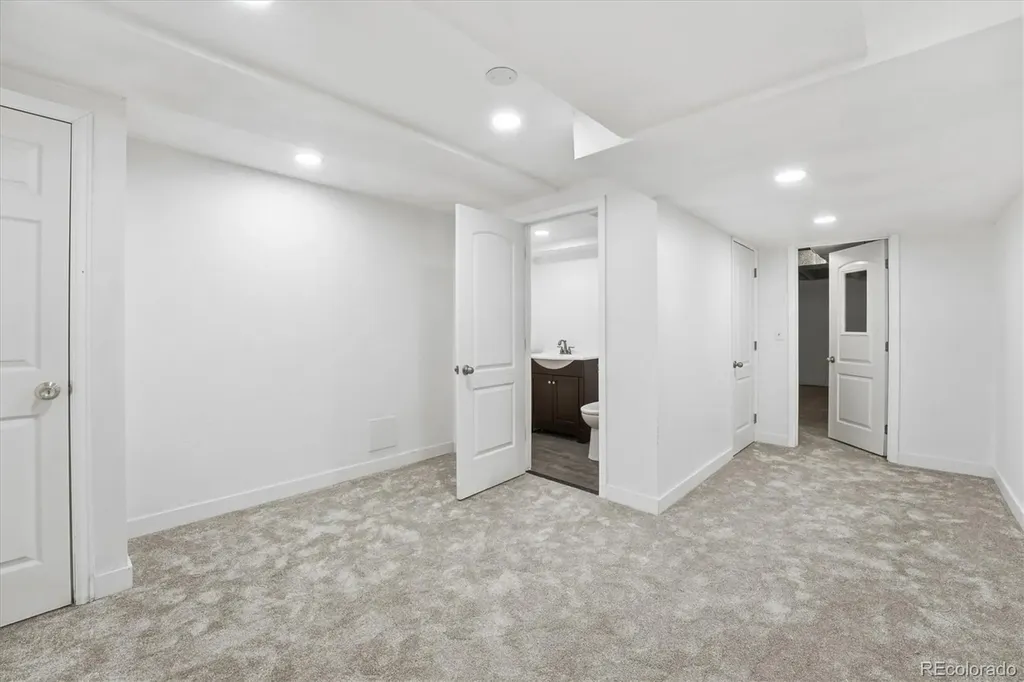 2701 E Nichols Circle Centennial CO 80122