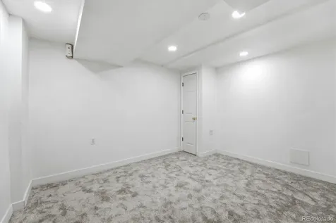 2701 E Nichols Circle Centennial CO 80122