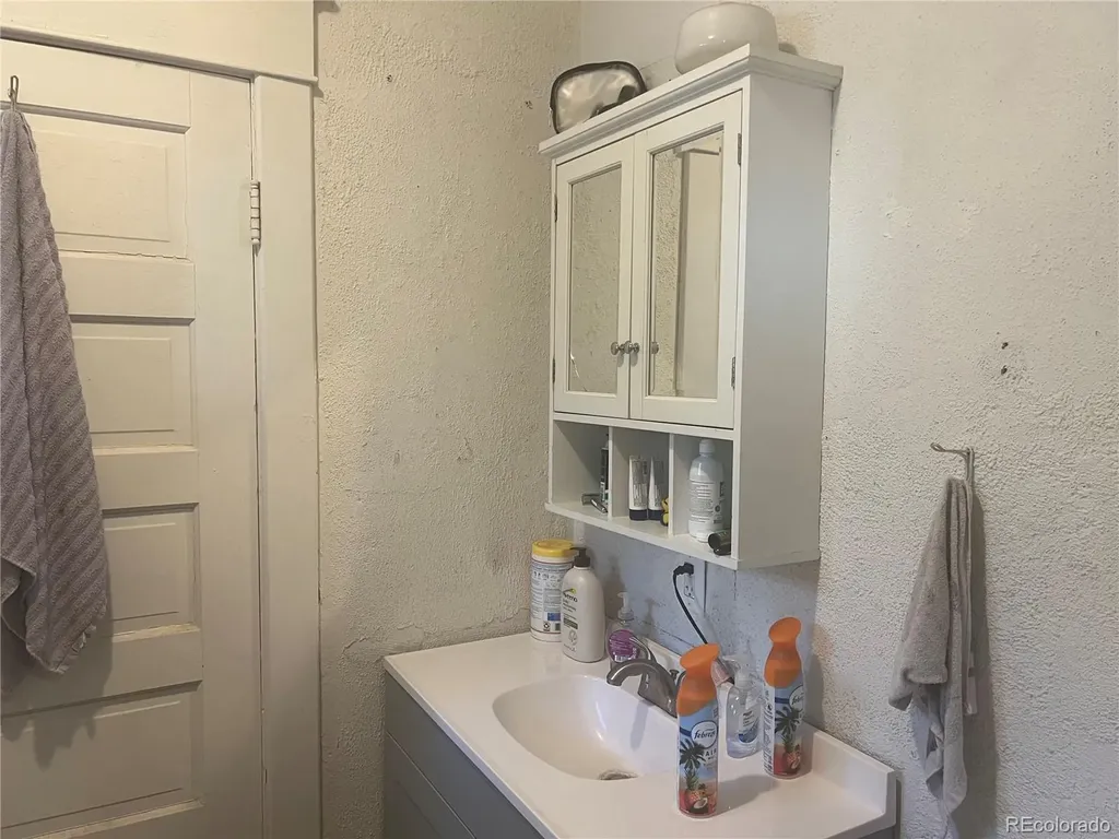 217 Ross Avenue Alamosa CO 81101