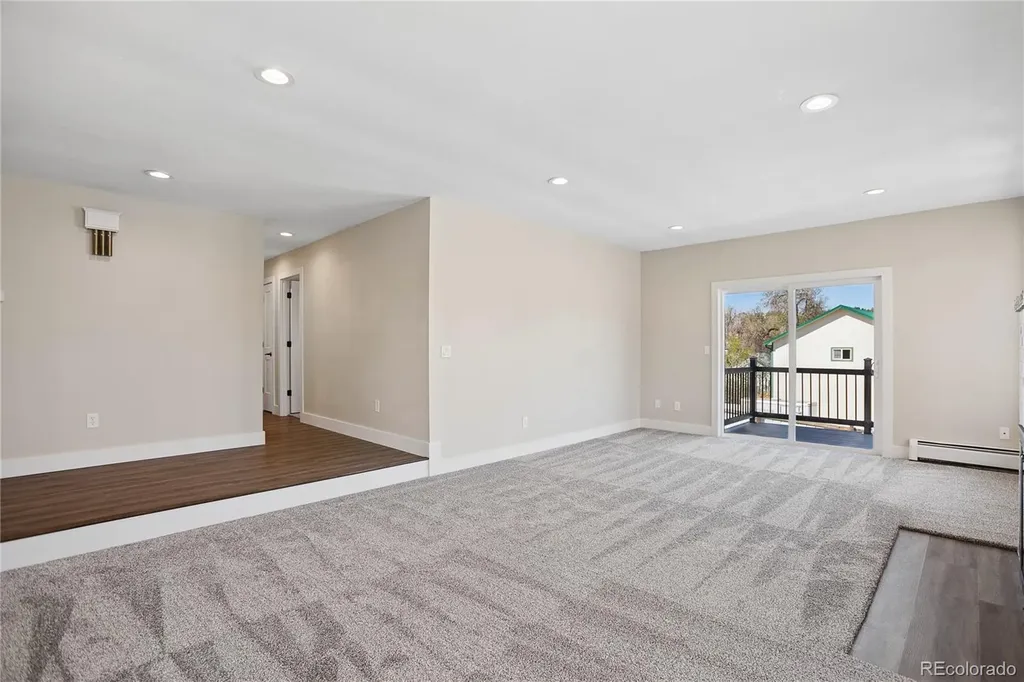 327 S Pine Street Elizabeth CO 80107