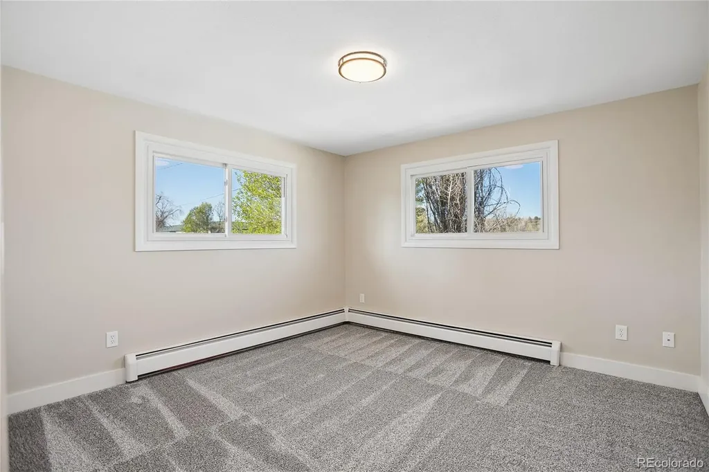 327 S Pine Street Elizabeth CO 80107