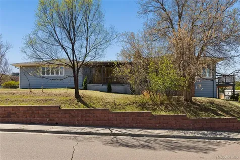 327 S Pine Street Elizabeth CO 80107