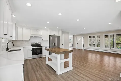 327 S Pine Street Elizabeth CO 80107
