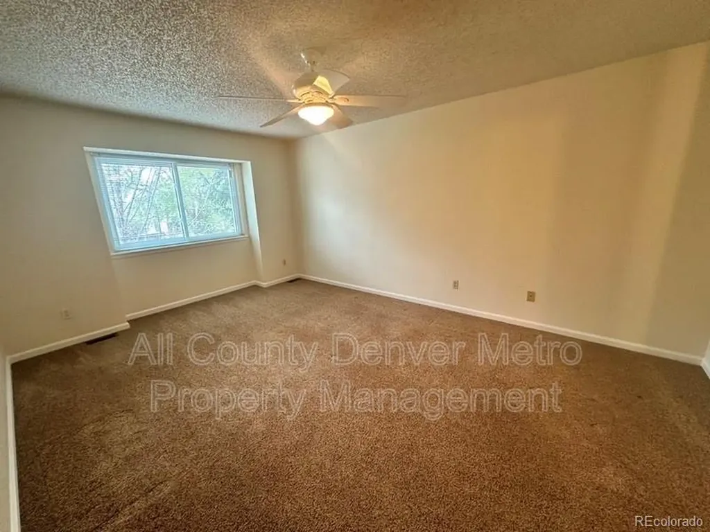 1427 Mcintosh Avenue Broomfield CO 80020
