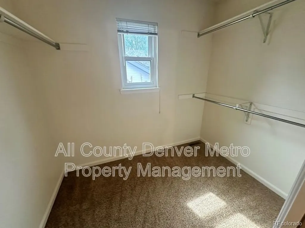 1427 Mcintosh Avenue Broomfield CO 80020