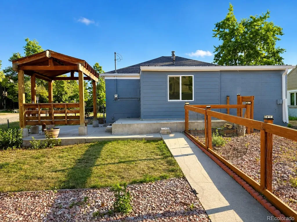 3156 W 25 Th Avenue Denver CO 80211