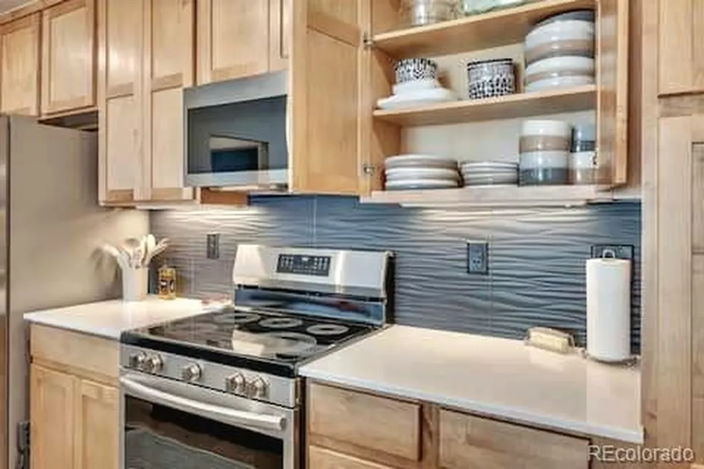 285 High Point Drive Longmont CO 80504