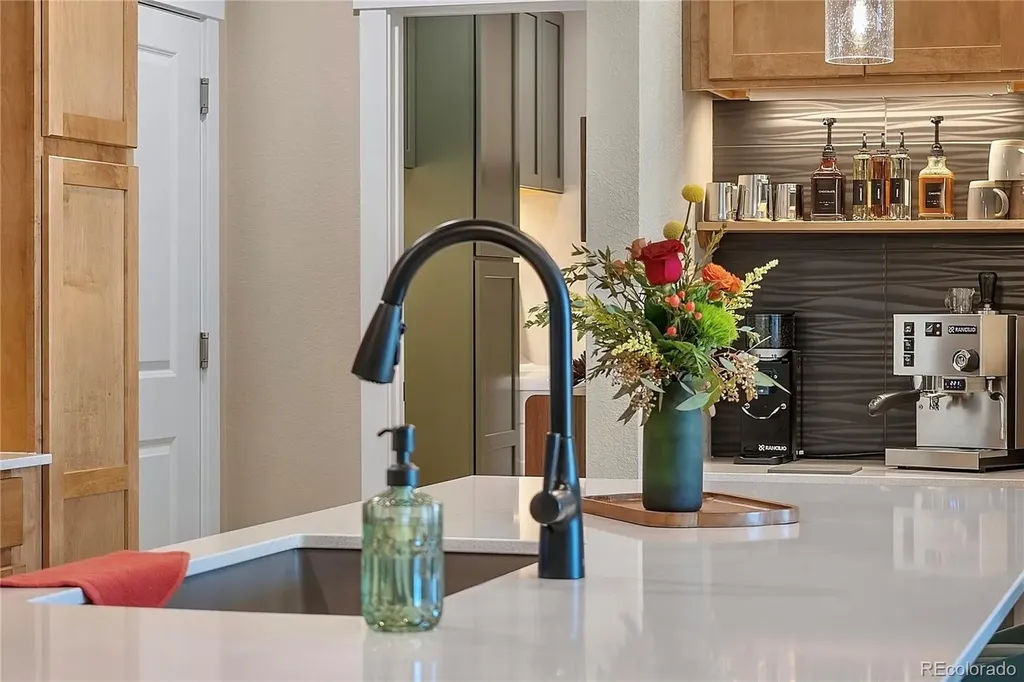 285 High Point Drive Longmont CO 80504