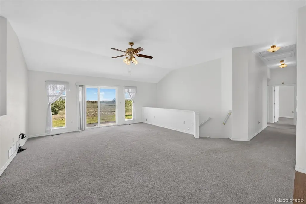 52731 E 19th Avenue Strasburg CO 80136