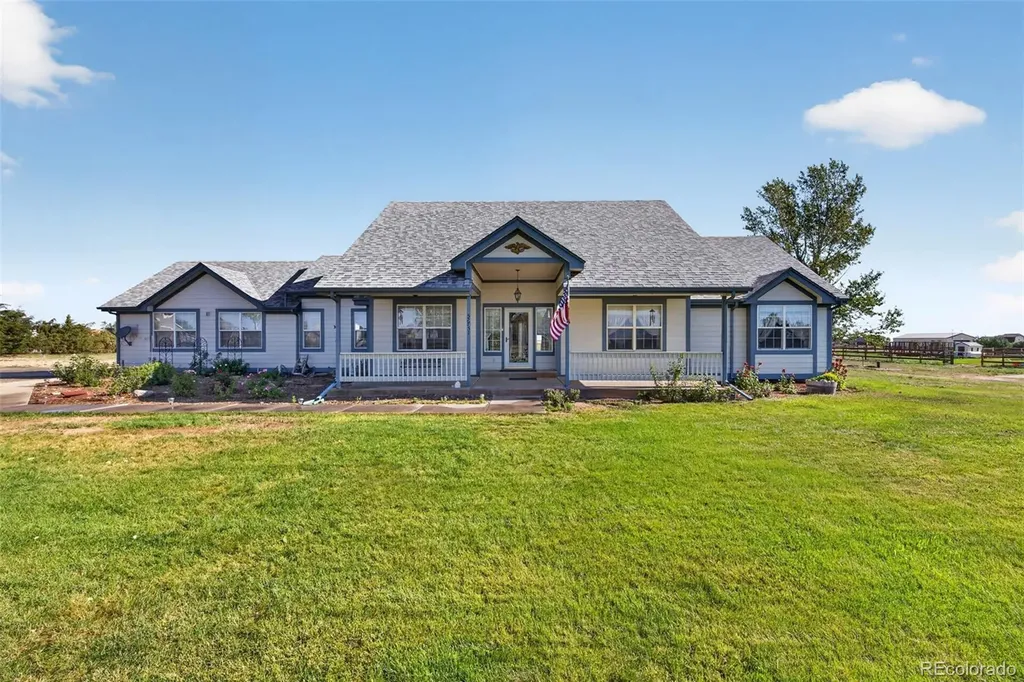 52731 E 19th Avenue Strasburg CO 80136