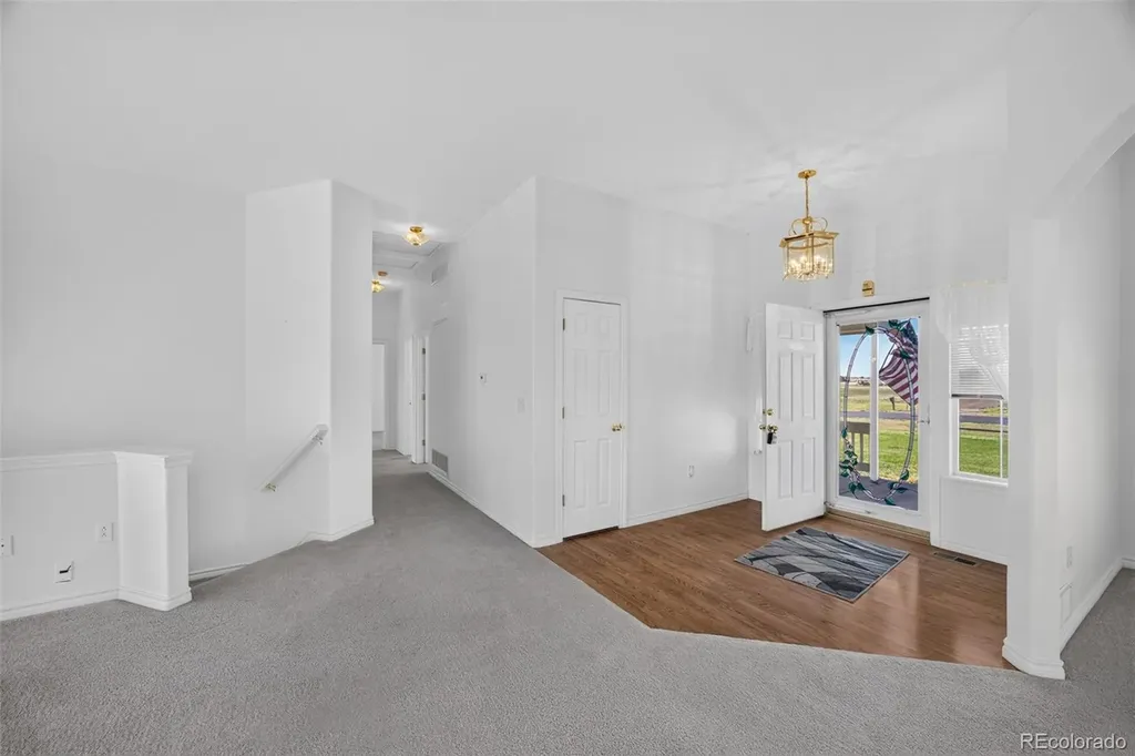 52731 E 19th Avenue Strasburg CO 80136