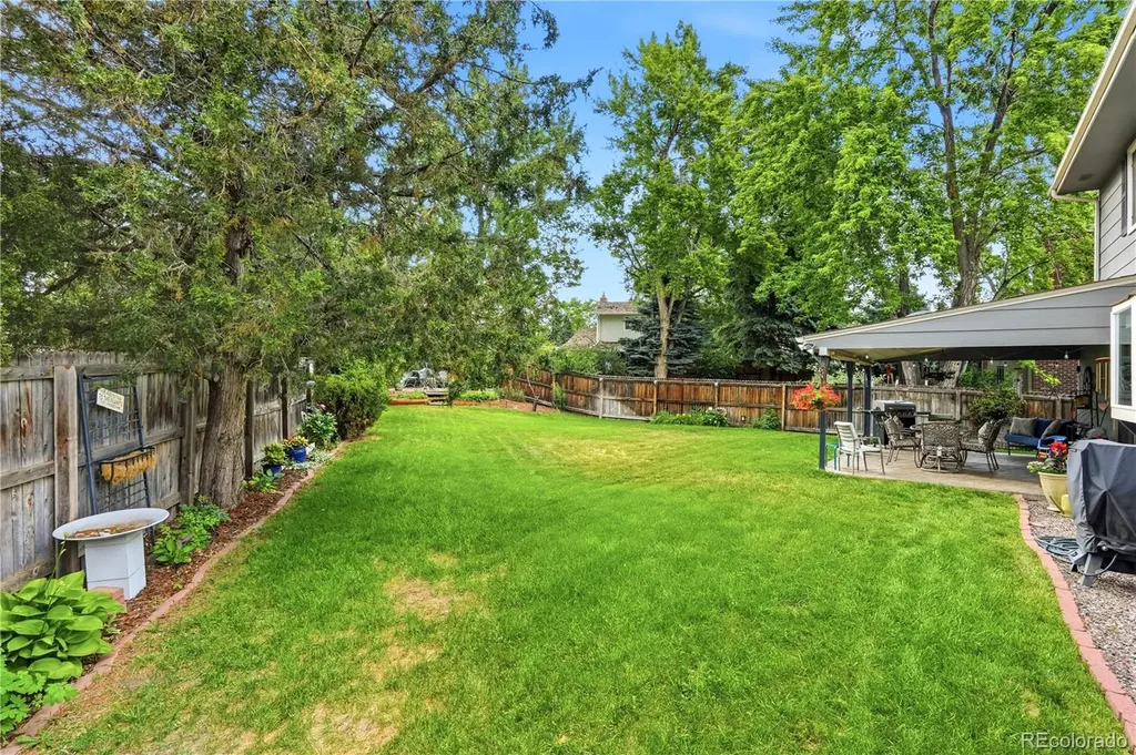 7062 W 82nd Place Arvada CO 80003