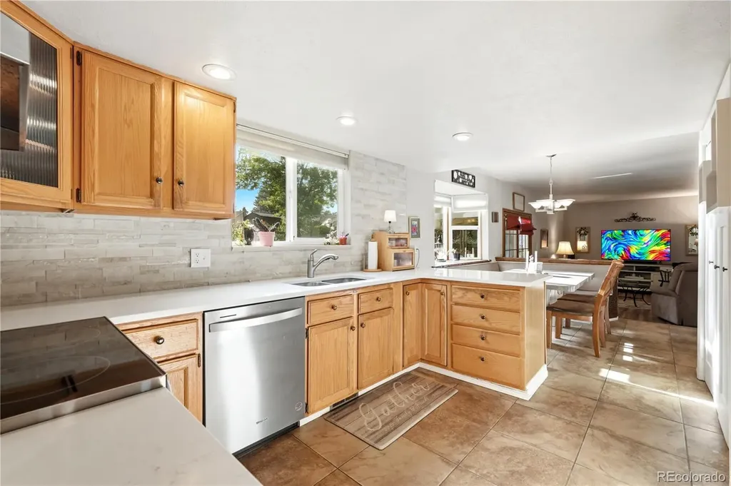7062 W 82nd Place Arvada CO 80003