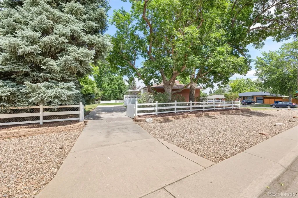 13563 W 21st Avenue Golden CO 80401