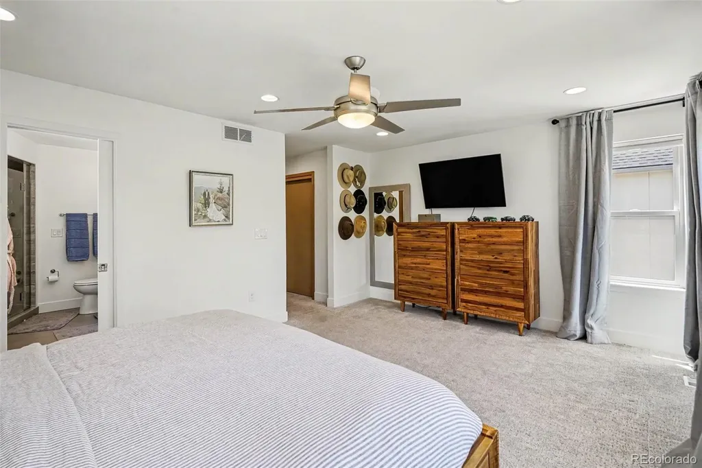 2538 N Clarkson Street Denver CO 80205