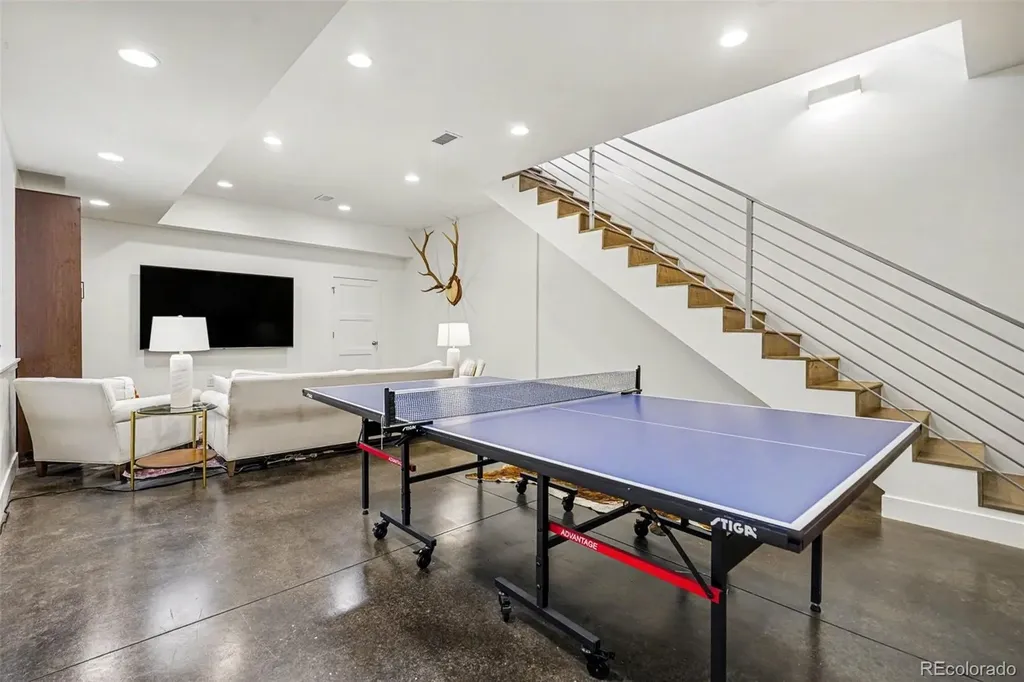 2538 N Clarkson Street Denver CO 80205