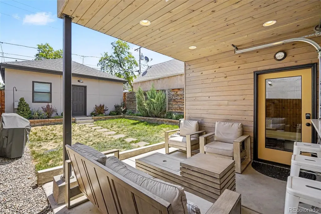 2538 N Clarkson Street Denver CO 80205