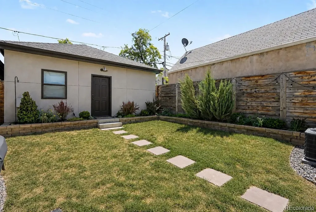 2538 N Clarkson Street Denver CO 80205