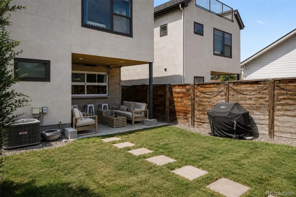 2538 N Clarkson Street Denver CO 80205