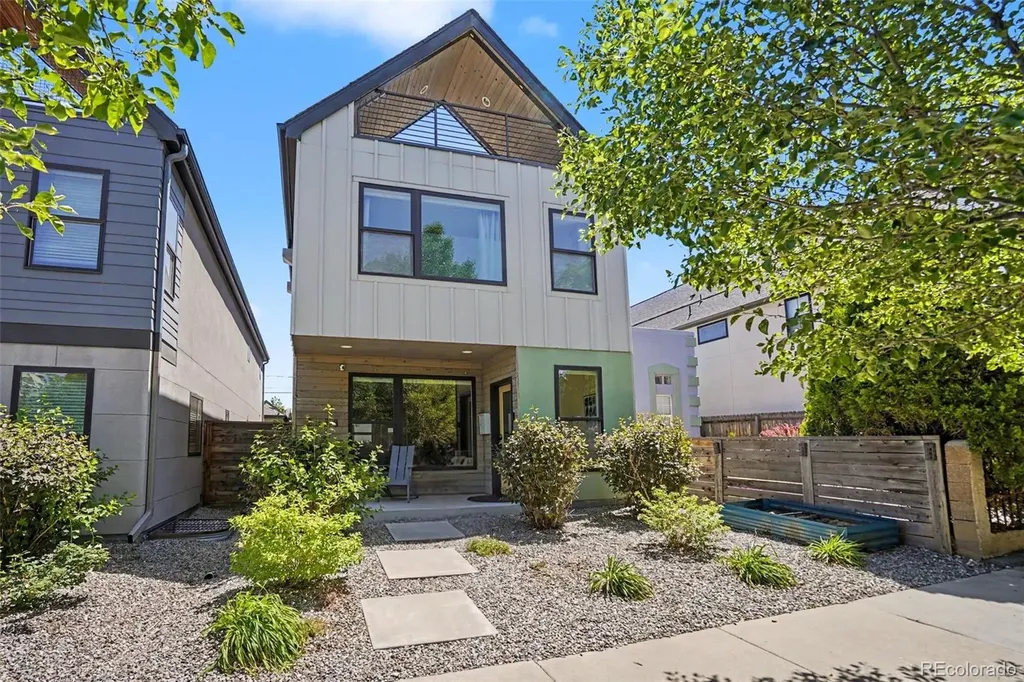 2538 N Clarkson Street Denver CO 80205