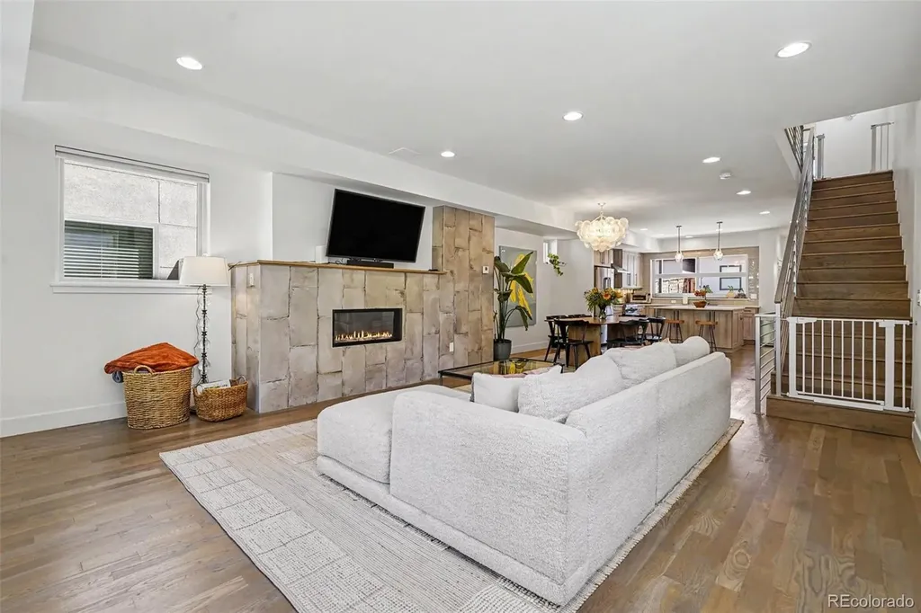 2538 N Clarkson Street Denver CO 80205