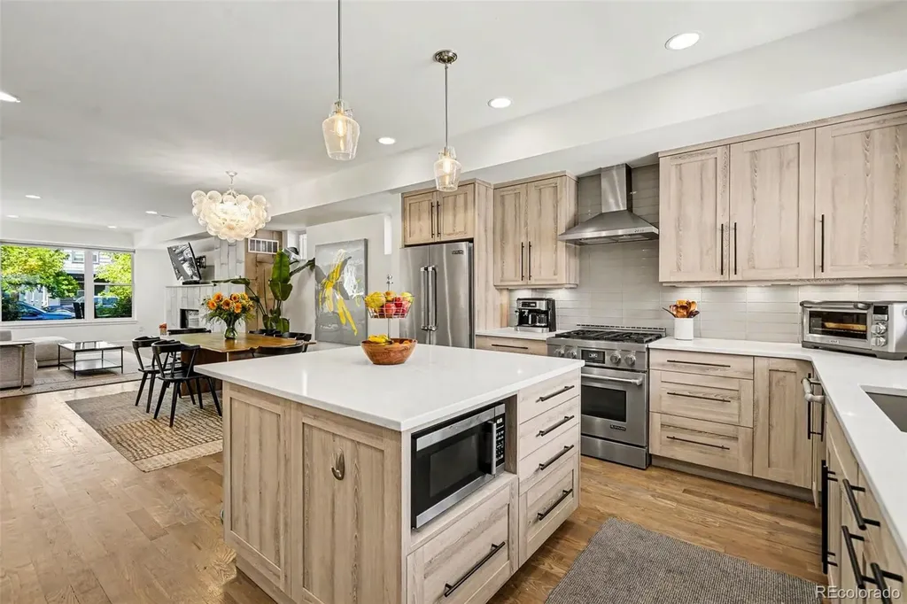 2538 N Clarkson Street Denver CO 80205