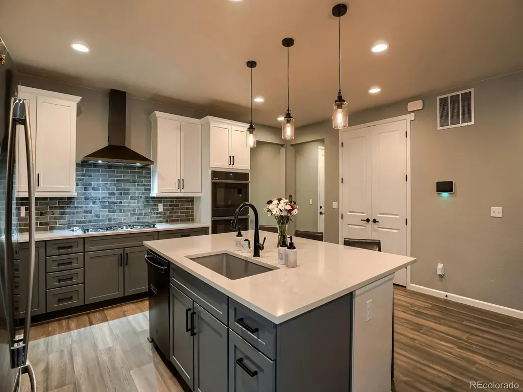 22188 E Tufts Drive Aurora CO 80015