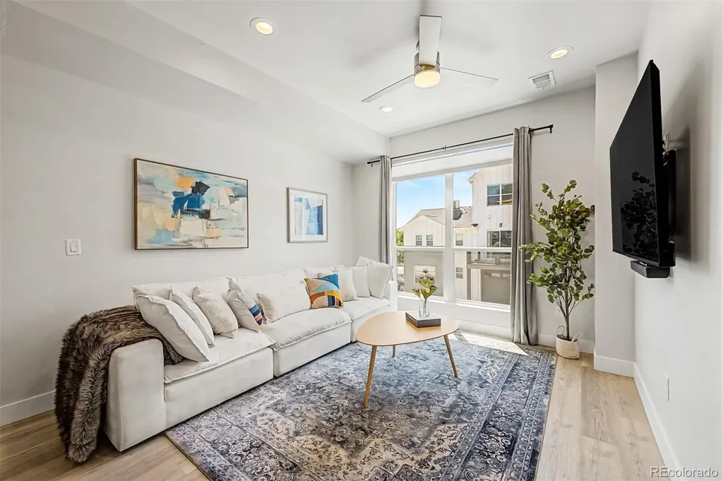3437 W 63rd Place Denver CO 80221