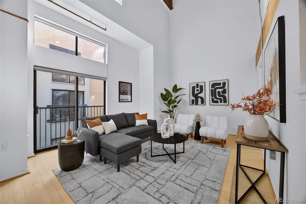3225 Blake Street Denver CO 80205