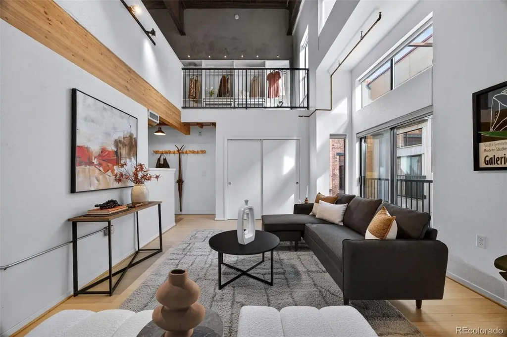 3225 Blake Street Denver CO 80205