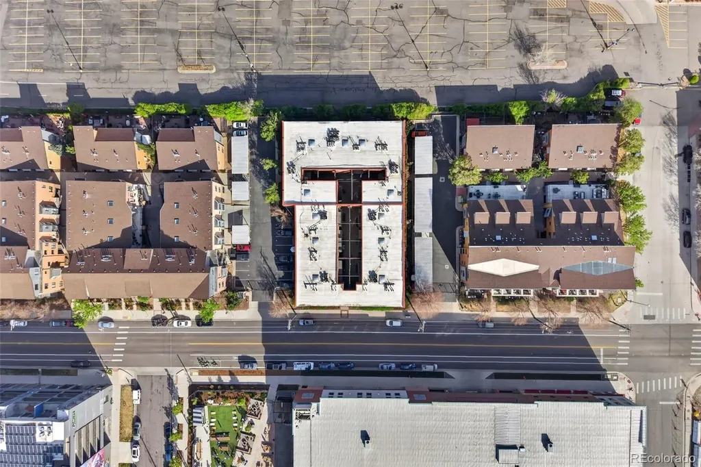 3225 Blake Street Denver CO 80205