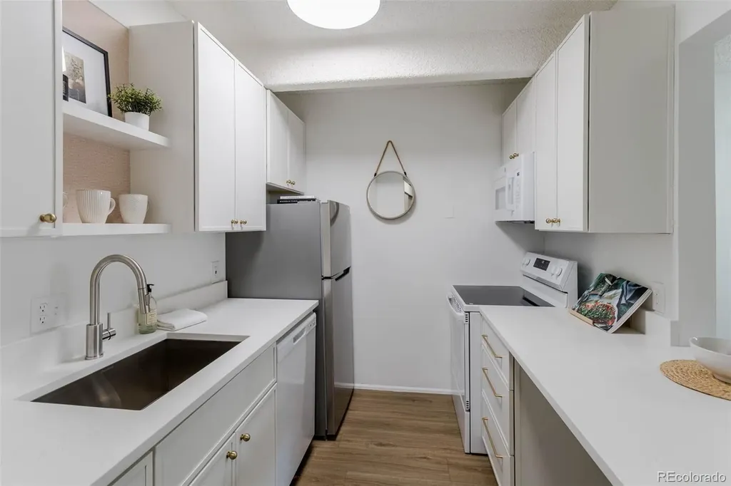 1365 Columbine Street Denver CO 80206