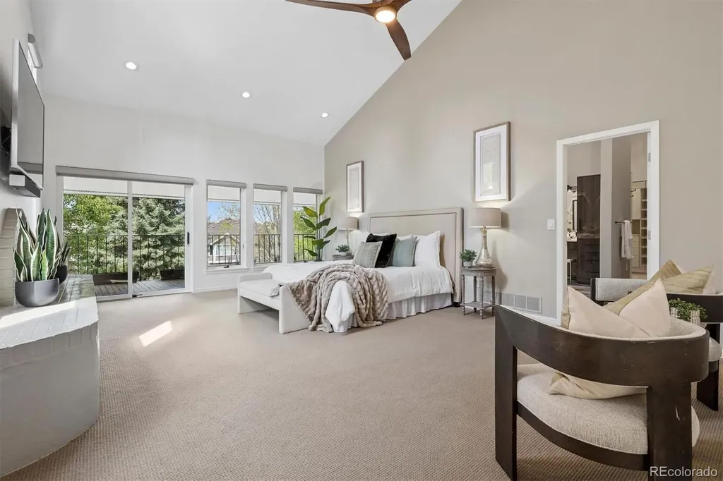 16 Beacon Hill Lane Greenwood Village CO 80111