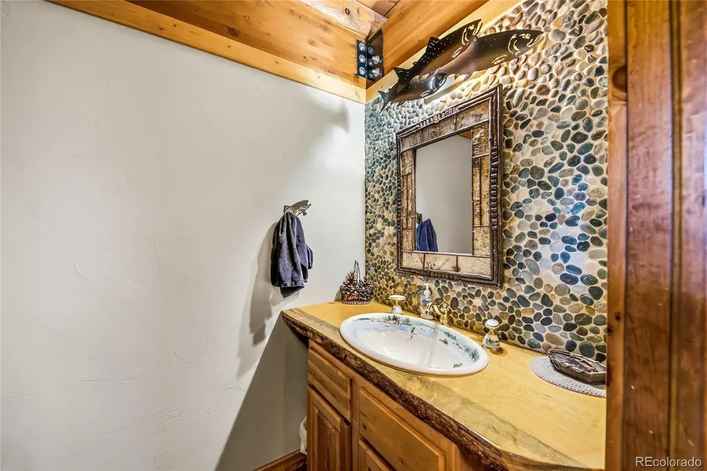 13507 Lonesome Cove Road Hotchkiss CO 81419