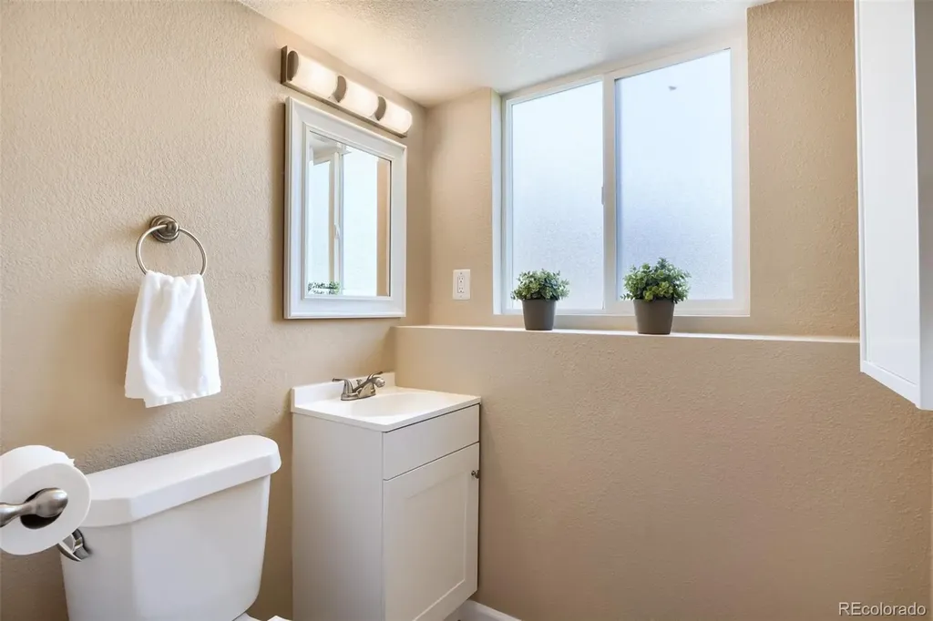 6551 S Albion Way Littleton CO 80121