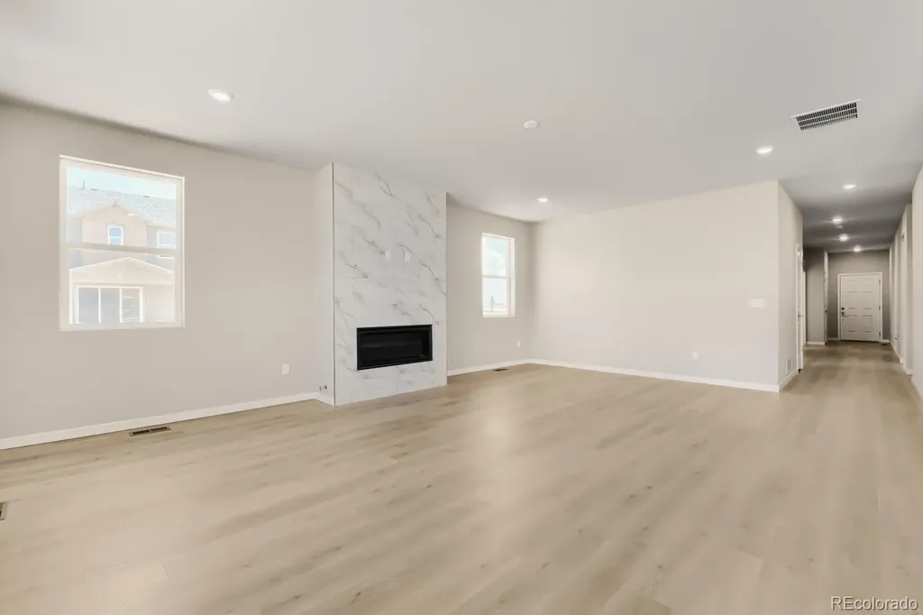 46435 Heritage Avenue Bennett CO 80102