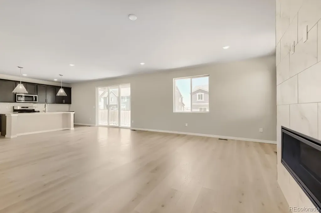 46435 Heritage Avenue Bennett CO 80102