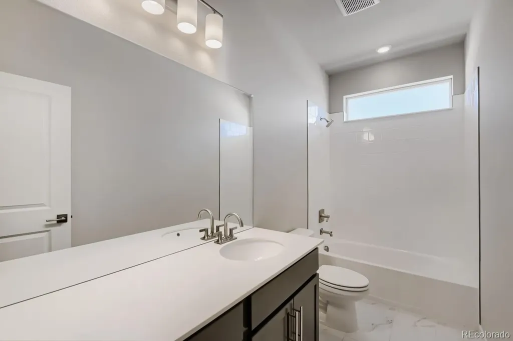 46435 Heritage Avenue Bennett CO 80102