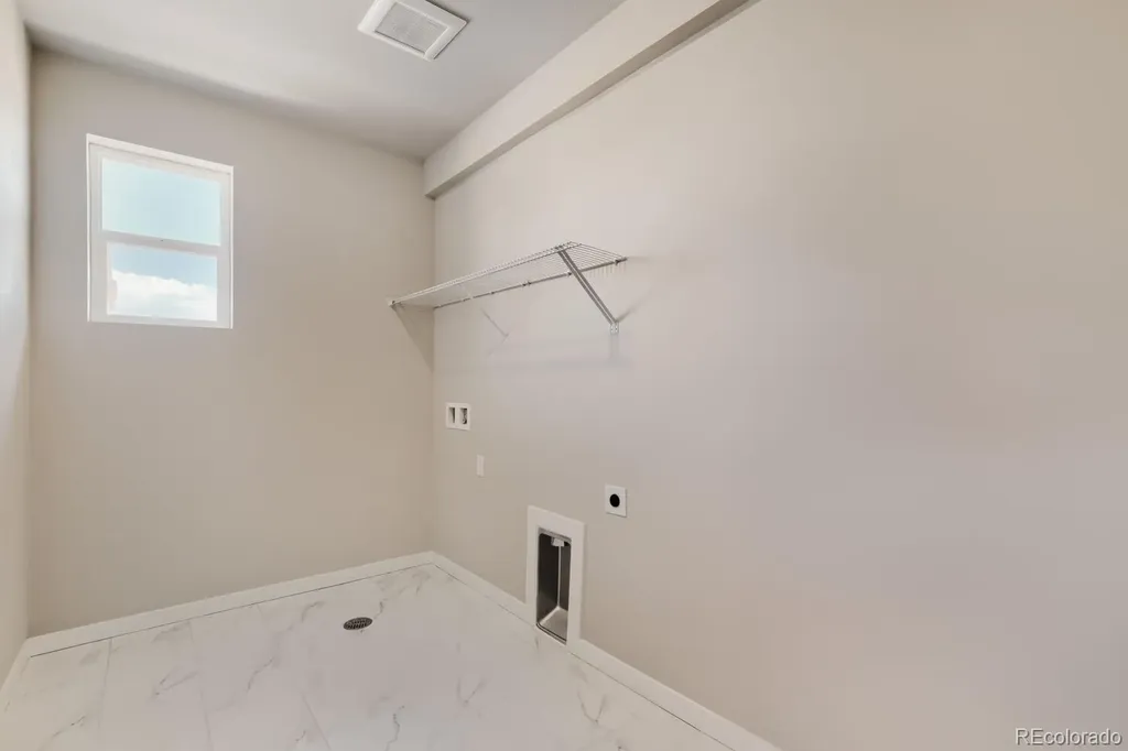 46435 Heritage Avenue Bennett CO 80102