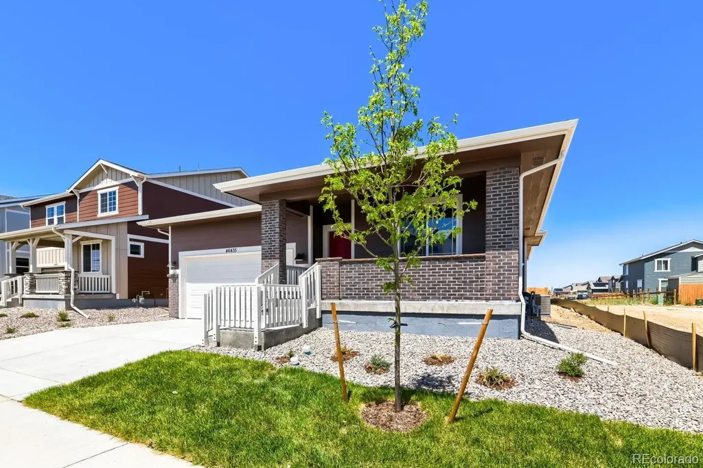 46435 Heritage Avenue Bennett CO 80102