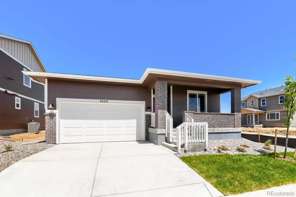 46435 Heritage Avenue Bennett CO 80102