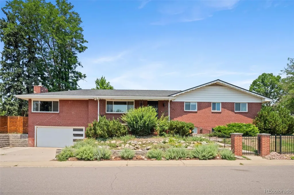 5701 W 49th Avenue Denver CO 80212