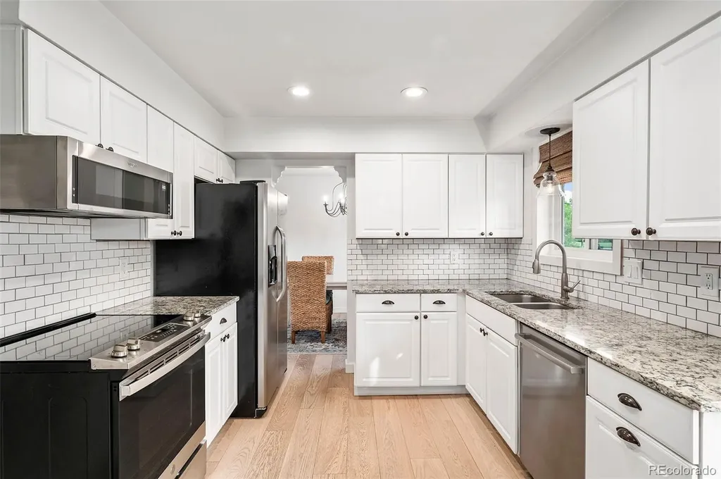 1649 Gillette Court Longmont CO 80501
