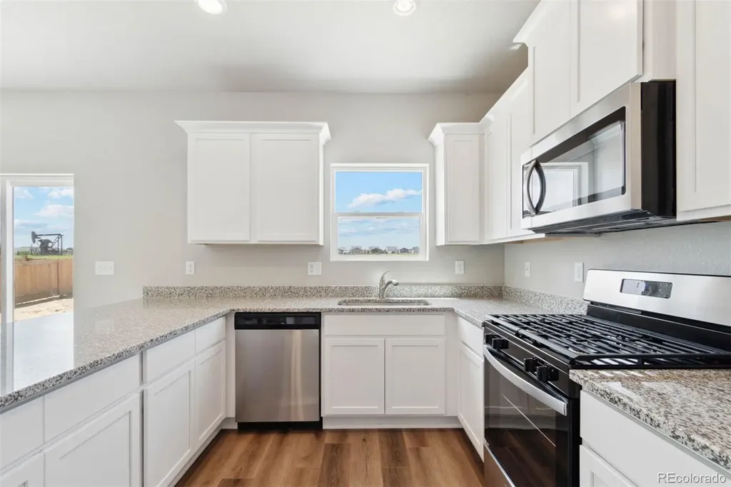 7413 Crystal Avenue Frederick CO 80530