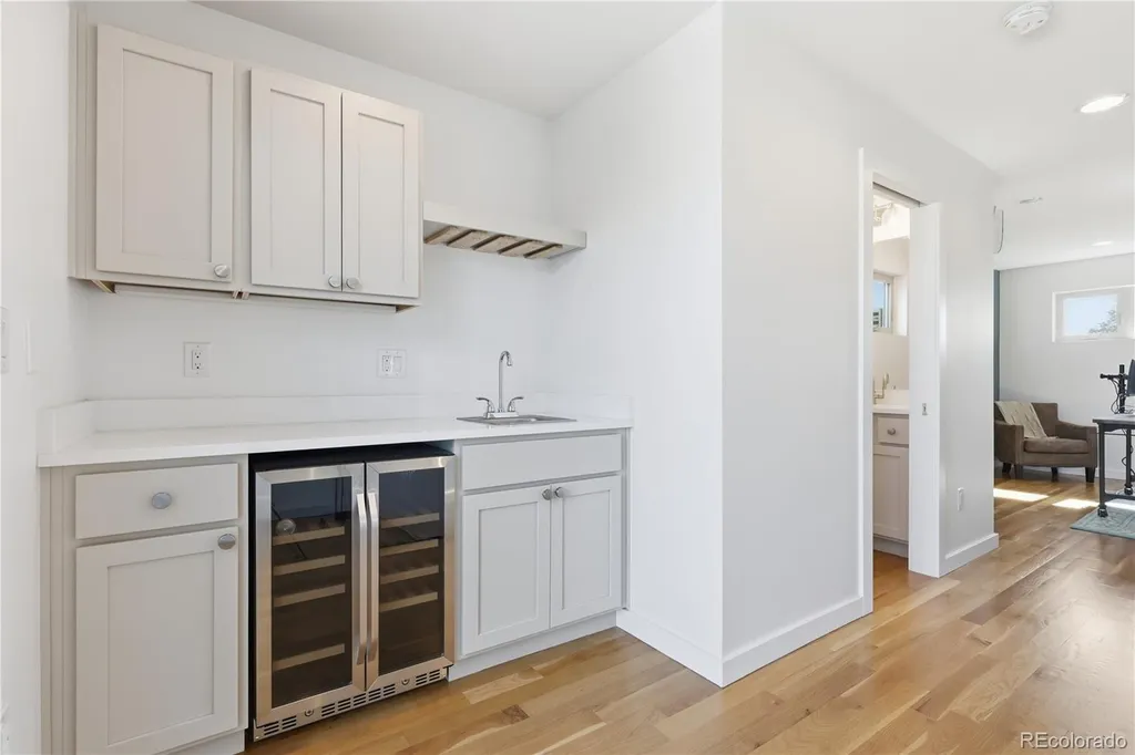 2575 S Acoma Street Denver CO 80223