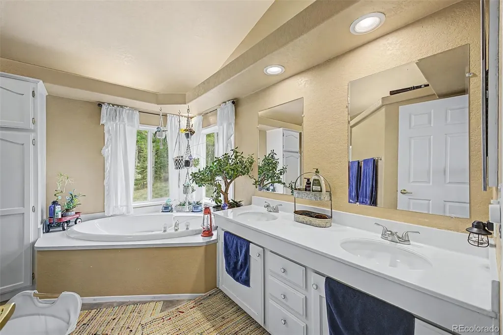 972 Wampum Lane Como CO 80432