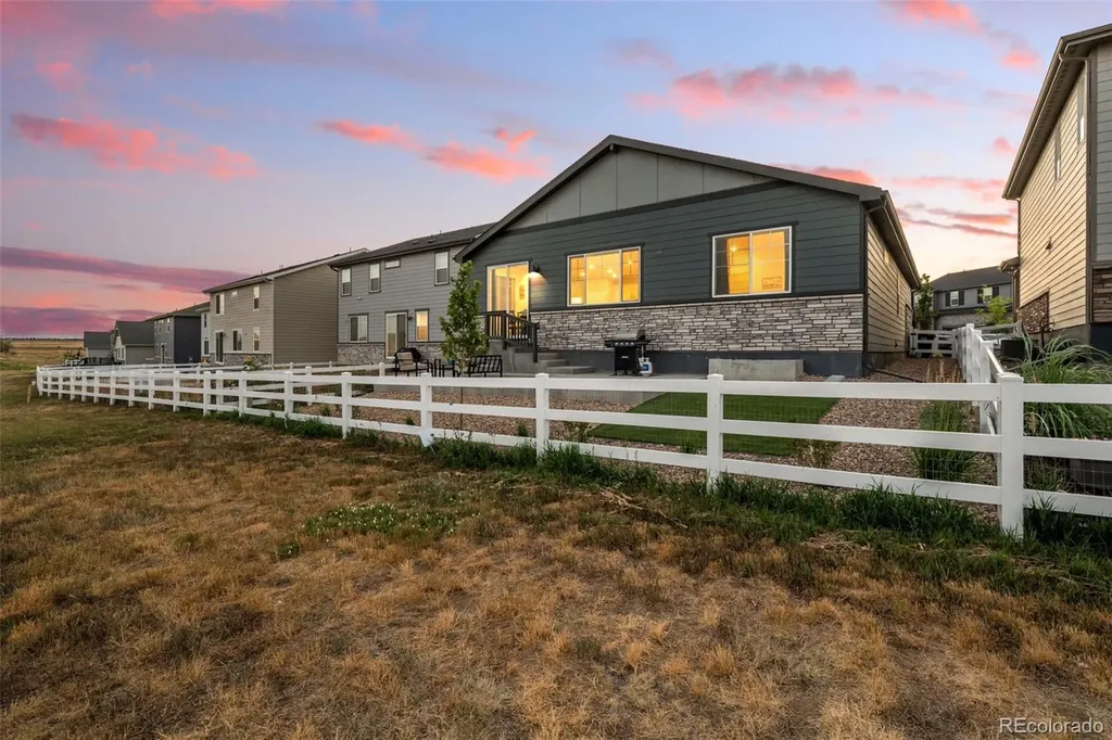 24088 E Atlantic Place Aurora CO 80018