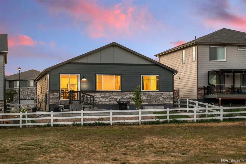 24088 E Atlantic Place Aurora CO 80018