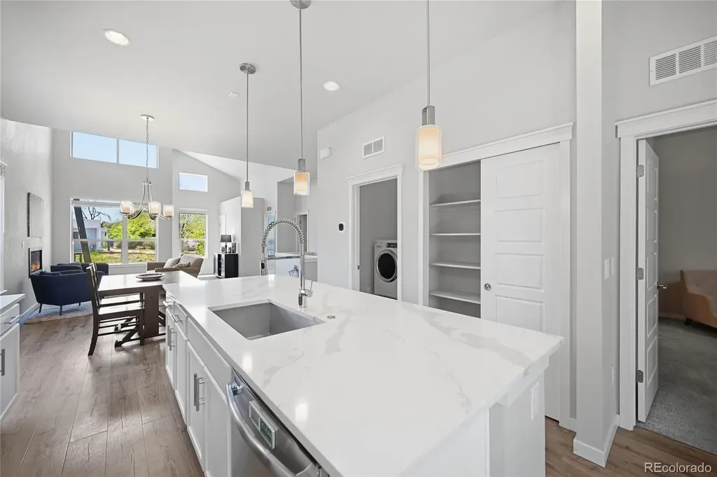11577 E 25th Avenue Aurora CO 80010
